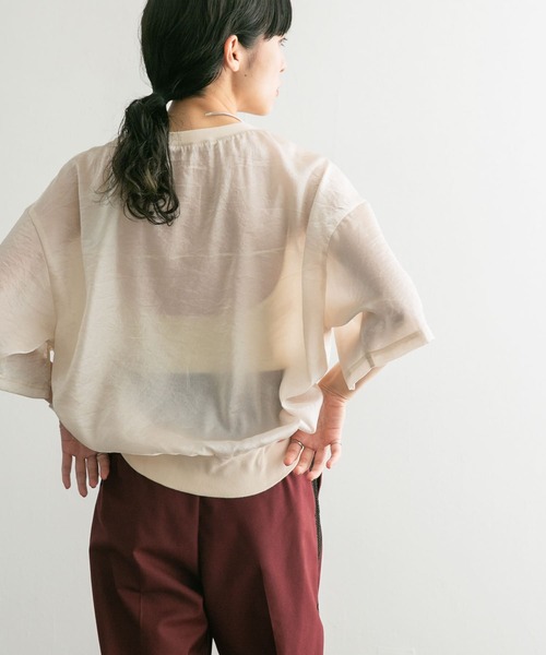 KBF（ケイビーエフ）の「シャイニールーズプルオーバー（Tシャツ/カットソー・レディース・ライトベージュ/ネイビー・ONE）」の13枚目の写真