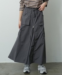 mili an deni（ミリアンデニ）の「フロントジップロングスカート（スカート）」