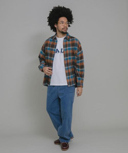 URBAN RESEARCH Sonny Label（アーバンリサーチサニーレーベル）の「リラックスフィットチェックレギュラーシャツ（シャツ/ブラウス・メンズ・グレー系その他/ブラウン系その他/ブラック系その他・MEDIUM/LARGE）」の22枚目の写真