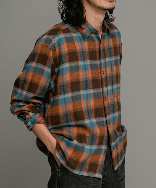 URBAN RESEARCH Sonny Label（アーバンリサーチサニーレーベル）の「リラックスフィットチェックレギュラーシャツ（シャツ/ブラウス・メンズ・グレー系その他/ブラウン系その他/ブラック系その他・MEDIUM/LARGE）」の13枚目の写真