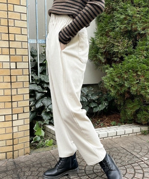 GORGE(ゴージ)の「《ふんわり軽い》レディース コーデュロイ シェフパンツ ゆるシルエット 楽ちん 秋冬(その他パンツ・レディース・ブラウン/ブラック・F)」の8枚目の写真