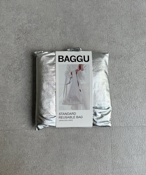 DouDou(ドゥドゥ)の「【BAGGU】24AW STANDARD メタリック(ショルダーバッグ・レディース・ゴールド/シルバー・FREE)」の5枚目の写真