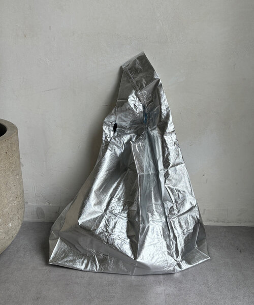 DouDou(ドゥドゥ)の「【BAGGU】24AW STANDARD メタリック(ショルダーバッグ・レディース・ゴールド/シルバー・FREE)」の6枚目の写真