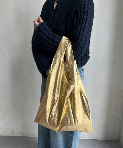 DouDou(ドゥドゥ)の「【BAGGU】24AW STANDARD メタリック(ショルダーバッグ・レディース・ゴールド/シルバー・FREE)」の9枚目の写真