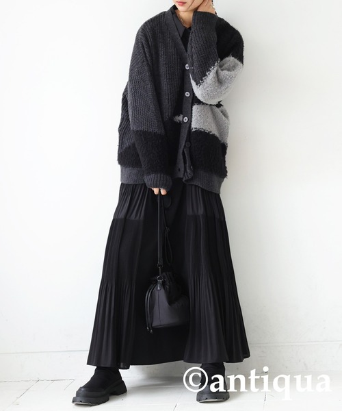 antiqua(アンティカ)の「ブークレモヘアカーディガン(ニット/セーター・レディース・グレー/ブルー・ONESIZE)」の9枚目の写真