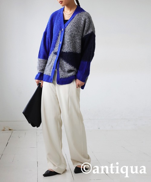 antiqua(アンティカ)の「ブークレモヘアカーディガン(ニット/セーター・レディース・グレー/ブルー・ONESIZE)」の11枚目の写真