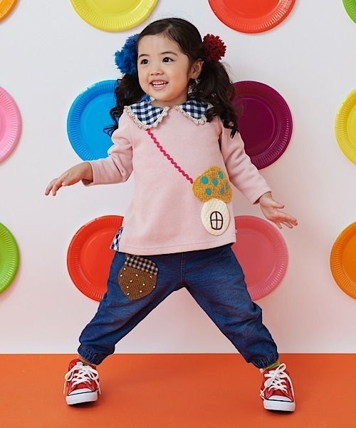 baby cheer（ベイビーチアー）の「きのこポシェットトレーナー