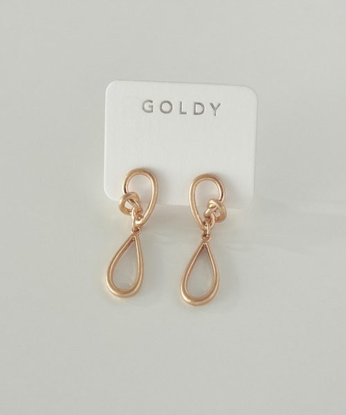 GOLDY(ゴールディ)の「コネクト ノット メタル イヤリング(イヤリング・レディース・シルバー/ゴールド/シルバー系その他/ゴールド系その他・FREE)」の5枚目の写真