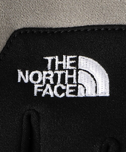 THE NORTH FACE（ザノースフェイス）の「＜THE NORTH FACE＞ Etip Glove/イーチップグローブ（手袋・メンズ・ブラック/グレー・M/L）」の4枚目の写真