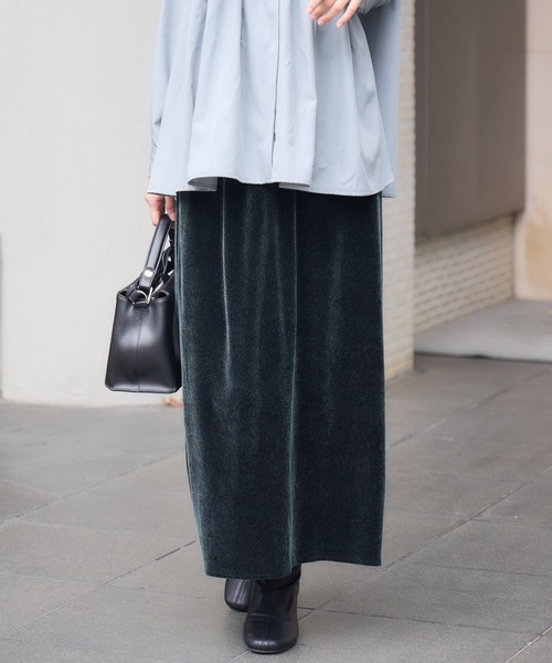 KATHARINE ROSS（キャサリンロス）の「【Pillini/ピリーニ】ベロアチュールナロースカート（スカート・レディース・ブラック/モカ/ブラウン・MEDIUM/LARGE）」の2枚目の写真