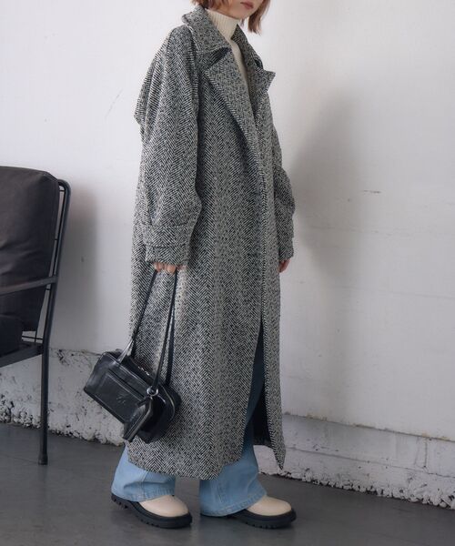 kivi(キヴィ)の「ポーチツキハンドバッグ(ショルダーバッグ・レディース・ブラック/レッド/シルバー・ONE SIZE)」の21枚目の写真
