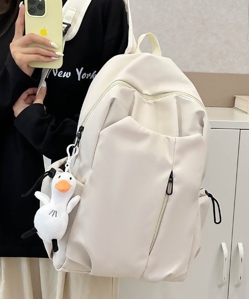 Teem Store(チームストア)の「【A4対応】【大容量】シンプル通勤通学リュックサック 新生活 レディース ユニセックス(バックパック/リュック・レディース・ブラック/アイボリー/グレー・F)」の2枚目の写真