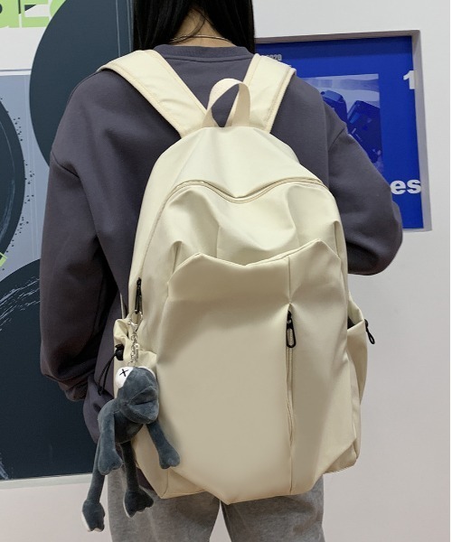 Teem Store(チームストア)の「【A4対応】【大容量】シンプル通勤通学リュックサック 新生活 レディース ユニセックス(バックパック/リュック・レディース・ブラック/アイボリー/グレー・F)」の6枚目の写真