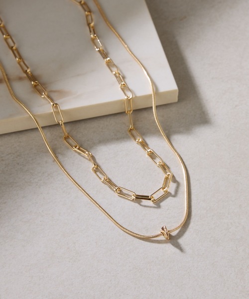 PAPILLONNER(パピヨネ)の「メタルストーン2連ネックレス(ネックレス・レディース・シルバー/ゴールド・FREE)」の2枚目の写真