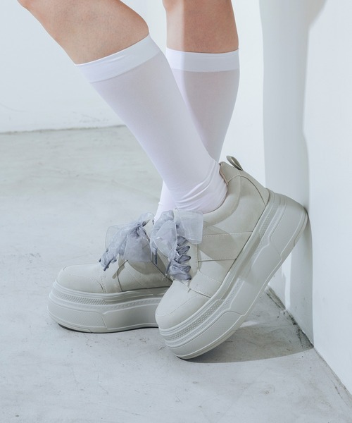 EVOL（イーボル）の「【XS-LLサイズ展開・軽量】2WAY8cm厚底レースアップシューズ IY5734（スニーカー・レディース・グレー/ブラック/ホワイト/ダークグレー/ブラウン・M/S/L/XS/LL）」の11枚目の写真