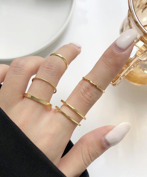 VIBGYOR Women(ヴィブジョー ウィメン)の「【float】シンプル デザイン リング【5個セット】(リング・レディース・ゴールド/シルバー/ブラック・FREE)」の3枚目の写真