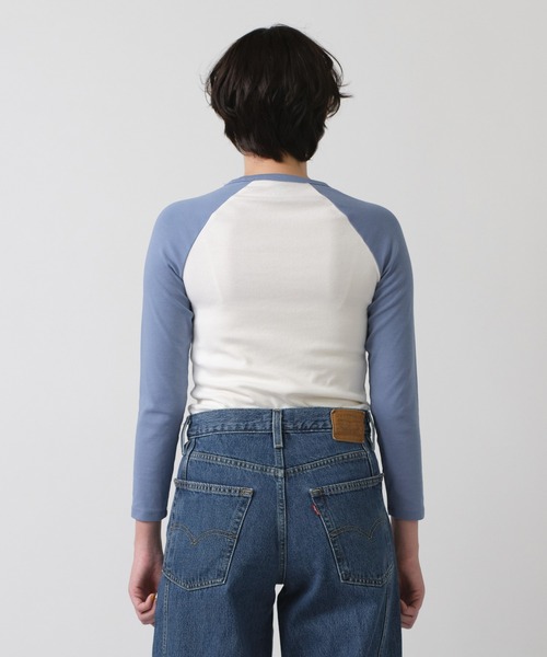 Levi's（リーバイス）の「Levi's/リーバイス ユーロ スポーツTシャツ（Tシャツ/カットソー・レディース・ブルー・XS/S/M）」の3枚目の写真