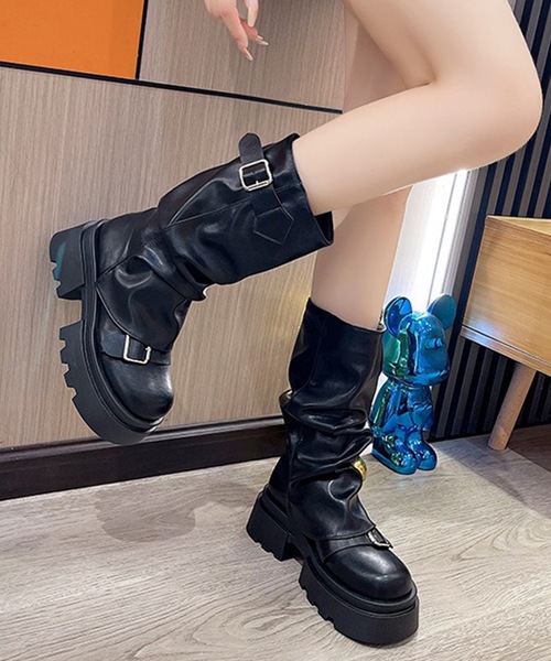 Lace Ladies（レースレディース）の「ベルト付き ルーズ 厚底 ミドル カバー ブーツ（ブーツ・レディース・ブラック/ブラウン・23.5cm/23cm/22.5cm/25cm/24cm/24.5cm）」の3枚目の写真