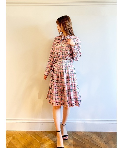 allureville（アルアバイル）の「【LOULOU WILLOUGHBY】チェックプリントプリーツミディスカート（スカート・レディース・ピンク/グリーン・2/1）」の22枚目の写真