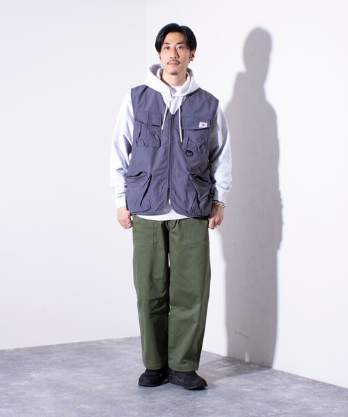 FREDY MAC（フレディーマック）の「【FREDYMAC/フレディマック】ナイロン フィッシングベスト（ベスト・メンズ・チャコールグレー/アイボリー・M/L）」の9枚目の写真