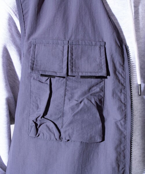 FREDY MAC（フレディーマック）の「【FREDYMAC/フレディマック】ナイロン フィッシングベスト（ベスト・メンズ・チャコールグレー/アイボリー・M/L）」の3枚目の写真