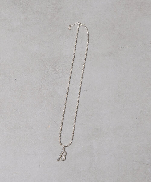 BEARDSLEY（ビアズリー）の「イニシャルネックレス(B)（ネックレス・レディース・シルバー・FREE）」の2枚目の写真