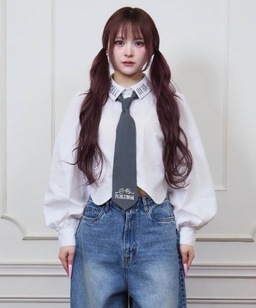 FickleBebe(フィクルベベ)の「デザインヘムクロップドシャツ(シャツ/ブラウス・レディース・ブラック/ホワイト・FREE)」の11枚目の写真