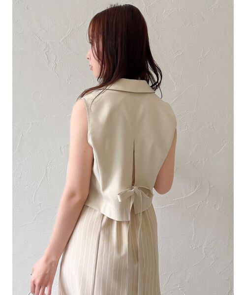 dazzlin(ダズリン)の「クロップドジレセットアップ(ワンピース・レディース・イエロー/ブラック・SMALL/MEDIUM)」の7枚目の写真