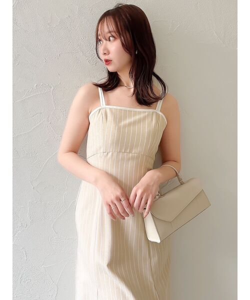 dazzlin(ダズリン)の「クロップドジレセットアップ(ワンピース・レディース・イエロー/ブラック・SMALL/MEDIUM)」の11枚目の写真
