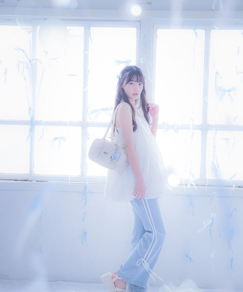 repipi armario(レピピ アルマリオ)の「【girly line】バルーンキャミワンピース(ワンピース・キッズ・ブラック/ホワイト・LARGE/SMALL/MEDIUM)」の6枚目の写真