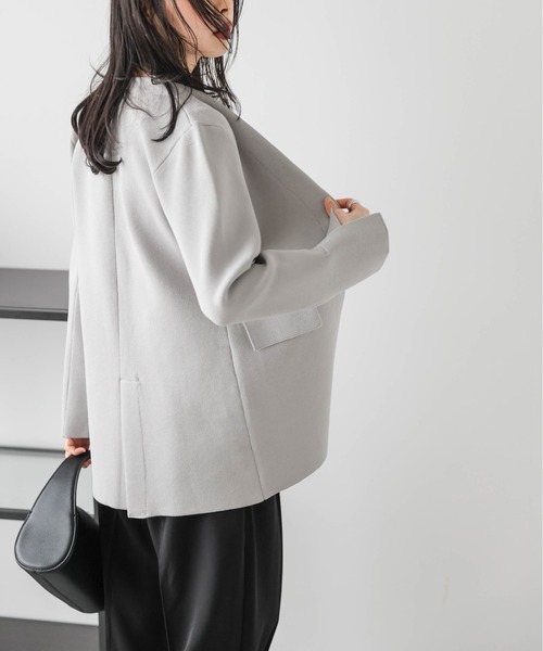 Lajour(ラジュール)の「日本製 ノーカラー ニットジャケット(ノーカラージャケット・レディース・ブラック/ライトグレー・フリー)」の12枚目の写真
