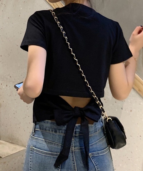 ALTROSE(アルトローズ)の「チビT ミニ丈 Tシャツ バックリボン(Tシャツ/カットソー・レディース・ブラック/ホワイト・FREE)」の9枚目の写真