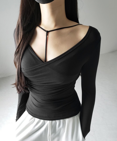 me+em select(ミームセレクト)の「【 2点セット 】Y-ストラップスリムギャザーレイヤードトップス / Y-strap slim gather layered tops(アンサンブル・レディース・ホワイト/ブラック・FREE)」の1枚目の写真