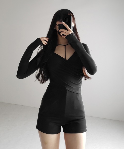 me+em select(ミームセレクト)の「【 2点セット 】Y-ストラップスリムギャザーレイヤードトップス / Y-strap slim gather layered tops(アンサンブル・レディース・ホワイト/ブラック・FREE)」の15枚目の写真