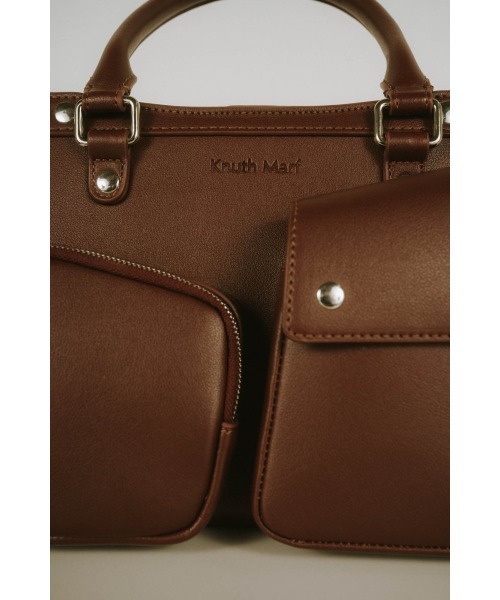 Knuth Marf(クヌースマーフ)の「multi pocket hand bag(ハンドバッグ・レディース・ブラック/ワインレッド・ONE SIZE)」の15枚目の写真