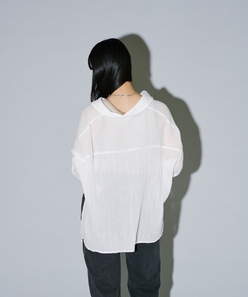 terrace(テラス)の「フラッフィードロストスキッパーブラウス(シャツ/ブラウス・レディース・グレイッシュベージュ/ブラック/オフホワイト・MEDIUM)」の9枚目の写真