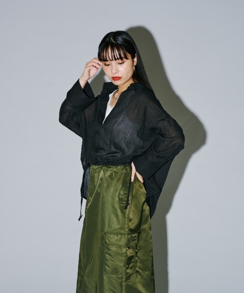 terrace(テラス)の「フラッフィードロストスキッパーブラウス(シャツ/ブラウス・レディース・グレイッシュベージュ/ブラック/オフホワイト・MEDIUM)」の22枚目の写真