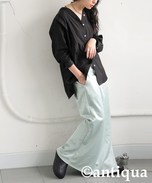 antiqua(アンティカ)の「Vネックタックシャツ(シャツ/ブラウス・レディース・ホワイト/ブラック・ONESIZE)」の15枚目の写真