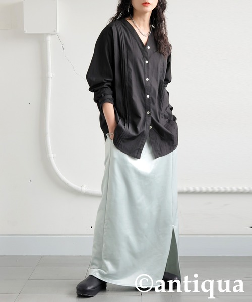 antiqua(アンティカ)の「Vネックタックシャツ(シャツ/ブラウス・レディース・ホワイト/ブラック・ONESIZE)」の16枚目の写真
