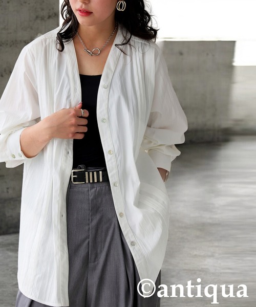 antiqua(アンティカ)の「Vネックタックシャツ(シャツ/ブラウス・レディース・ホワイト/ブラック・ONESIZE)」の7枚目の写真