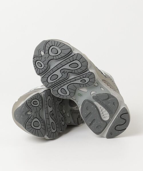 NEW BALANCE（ニューバランス）の「1000（スニーカー・キッズ・ベージュ系その他・17.0cm/17.5cm/18.0cm/18.5cm/19.0cm/19.5cm/20.0cm/20.5cm/21.0cm/21.5cm）」の4枚目の写真