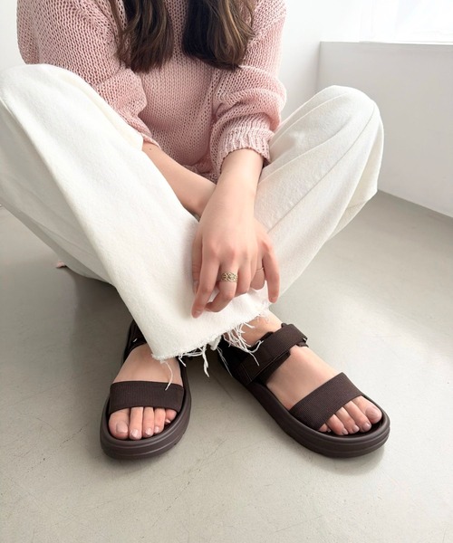 ORiental TRaffic(オリエンタルトラフィック)の「【Fit meサンダル】ニット ダブル ベルト サンダル /55208(サンダル・レディース・ブラック/アイボリー/ブラウン・S/M/L/LL)」の2枚目の写真