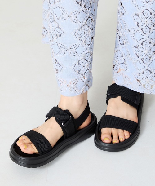 ORiental TRaffic(オリエンタルトラフィック)の「【Fit meサンダル】ニット ダブル ベルト サンダル /55208(サンダル・レディース・ブラック/アイボリー/ブラウン・S/M/L/LL)」の11枚目の写真