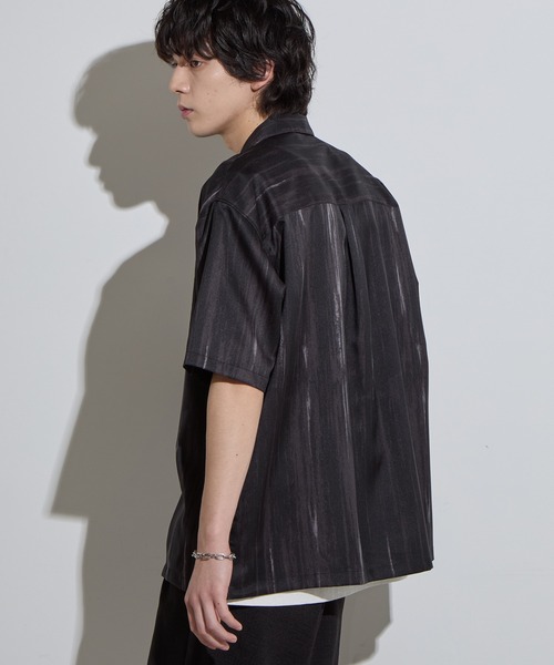 SLICK(スリック)の「【SLICK/スリック】Abstract Printed Open Collar Shirt/ アブストラクト柄オープンカラーシャツ(シャツ/ブラウス・メンズ・ライトグレー/ブラック・1/2/3)」の6枚目の写真