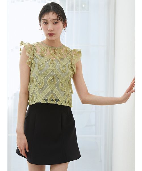 SNIDEL(スナイデル)の「レースフリルプルオーバー(Tシャツ/カットソー・レディース・グレー/オリーブ/ホワイト・F)」の1枚目の写真