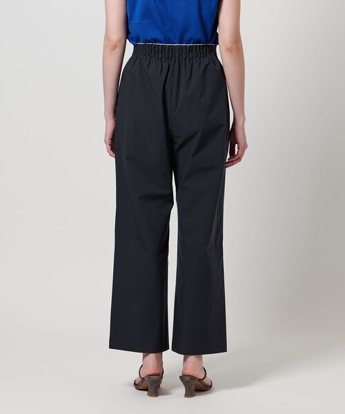 UNITED ARROWS（ユナイテッドアローズ）の「イージー ワイドパンツ ‐撥水・UVカット・防シワ‐（その他パンツ・レディース・ブラック/ライム/ネイビー・38/36）」の12枚目の写真