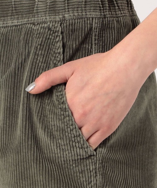 JAMES PERSE（ジェームスパース）の「コットンコーデュロイ ショーツ WWWA4312（その他パンツ・レディース・ダークグリーン/オフホワイト・1/2）」の4枚目の写真