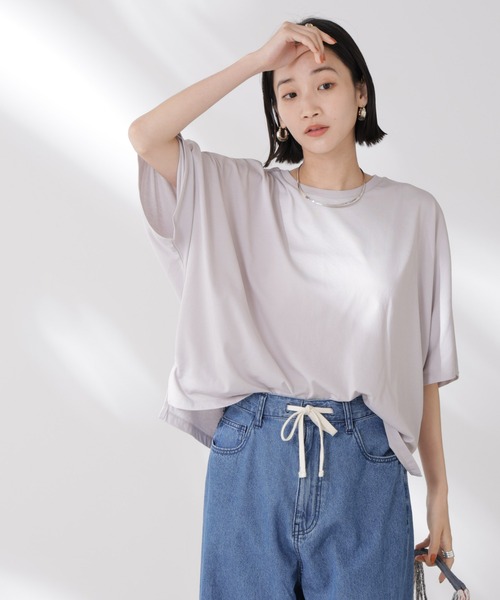 NANO universe(ナノユニバース)の「吸水速乾抗菌防臭ドルマンワイドトップス(Tシャツ/カットソー・レディース・ブラック/ライトグレー/ホワイト・FREE)」の3枚目の写真