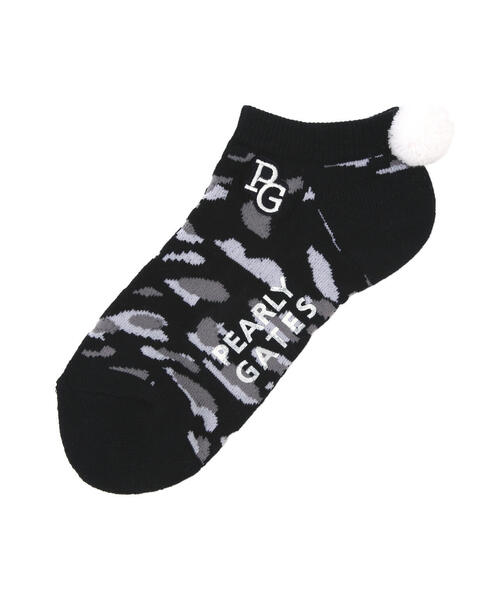 PEARLY GATES(パーリーゲイツ)の「【PEARLY GATES】ヒョウ柄梵天付きアンクルソックス (LADIES)(ソックス/靴下・レディース・グレー系その他2/ベージュ系その他・FREE)」の1枚目の写真