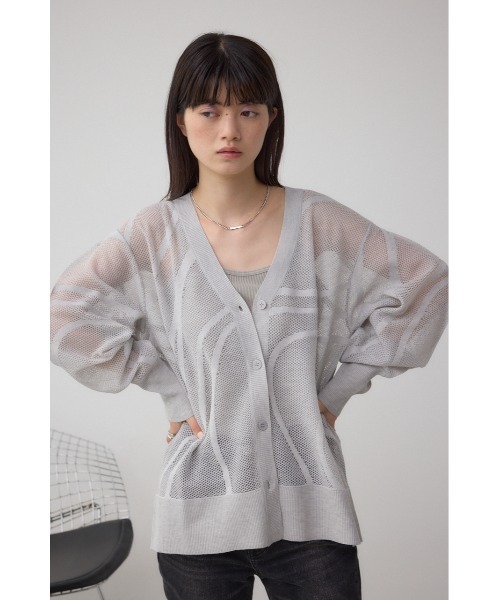 AZUL by moussy（アズールバイマウジー）の「スカシガラニットカーデ（カーディガン/ボレロ・レディース・ブラック/オフホワイト/チャコールグレー・FREE）」の20枚目の写真
